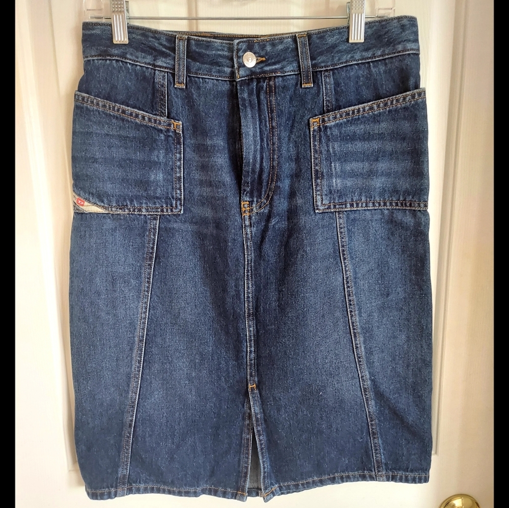 Denim skirt